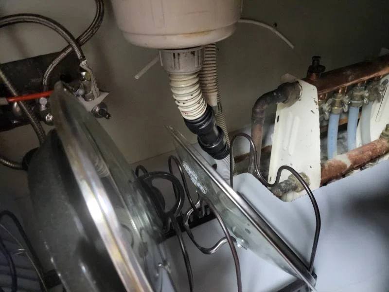 수원 싱크대 물이 안 내려갈 때 바로 할 일